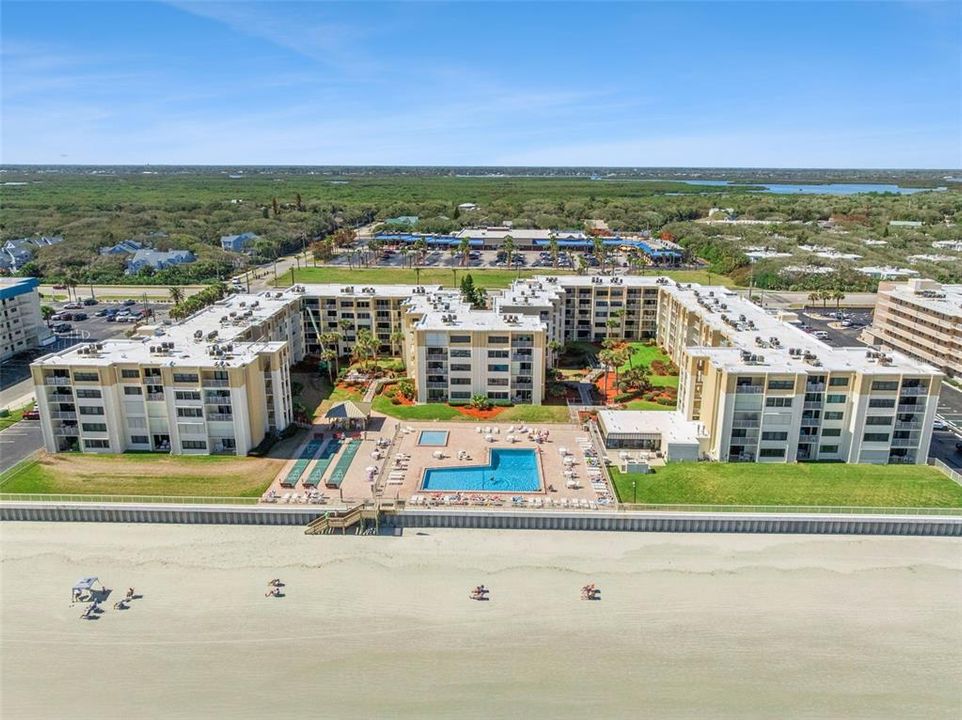 En Venta: $425,000 (2 camas, 2 baños, 944 Pies cuadrados)