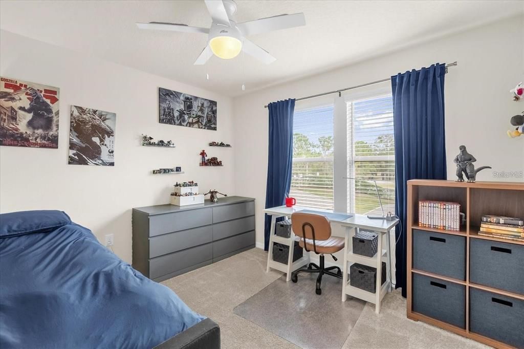 В аренду: $1,950 (2 спален, 2 ванн, 1617 Квадратных фут)