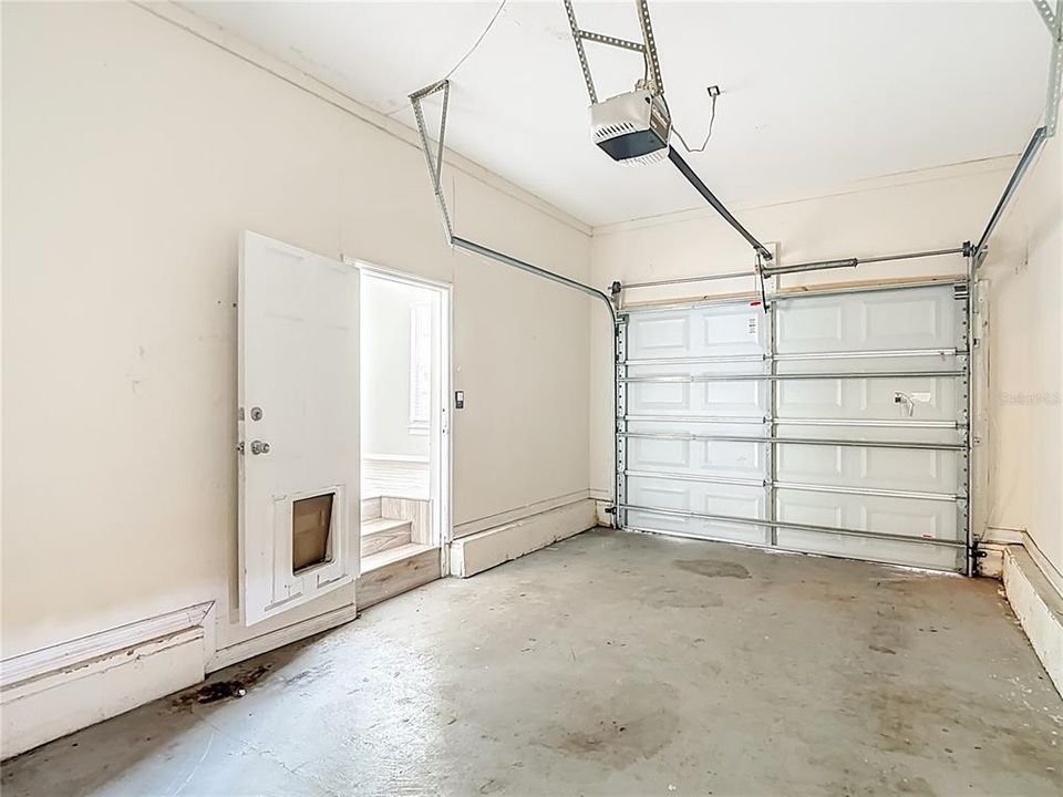 For Sale: $540,000 (4 beds, 2 baths, 2052 Square Feet)