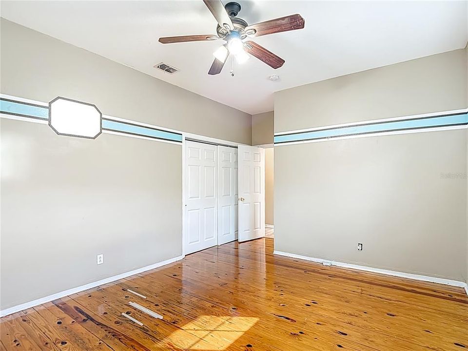 For Sale: $540,000 (4 beds, 2 baths, 2052 Square Feet)