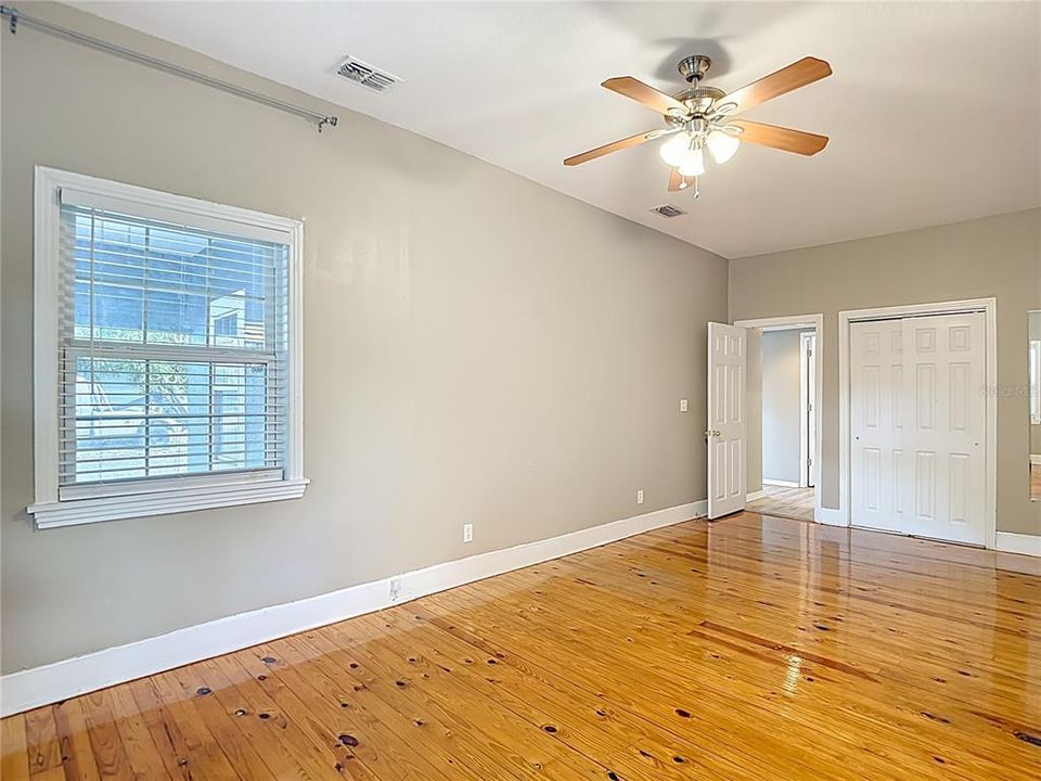 For Sale: $540,000 (4 beds, 2 baths, 2052 Square Feet)