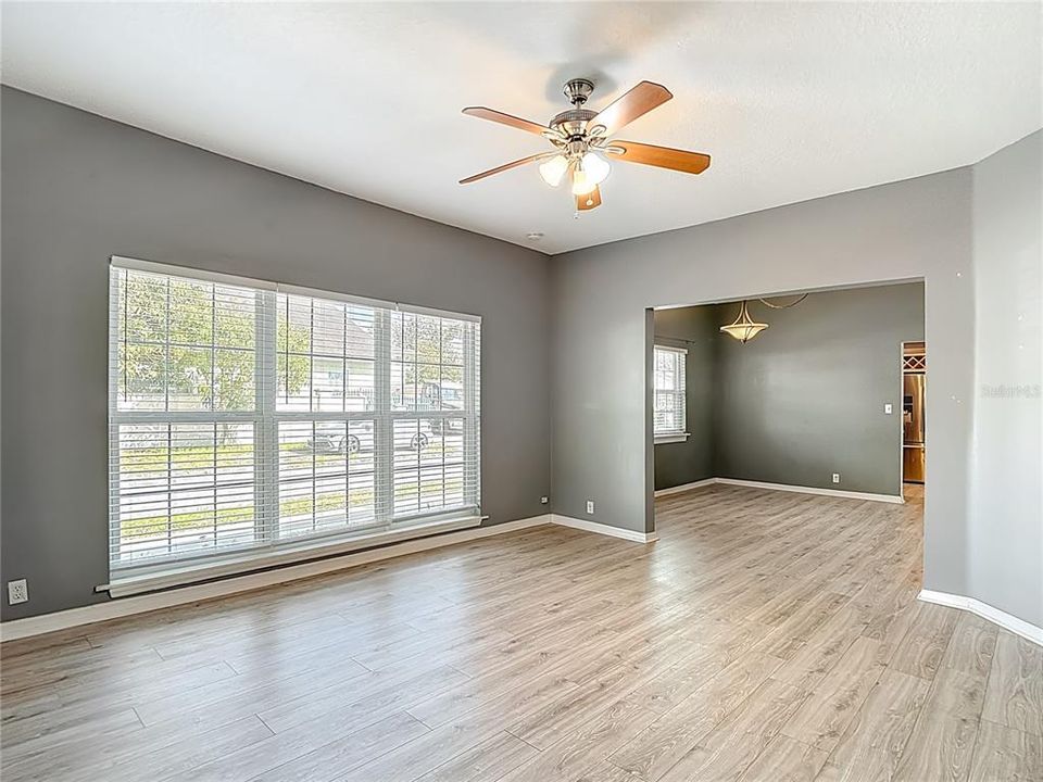 For Sale: $540,000 (4 beds, 2 baths, 2052 Square Feet)
