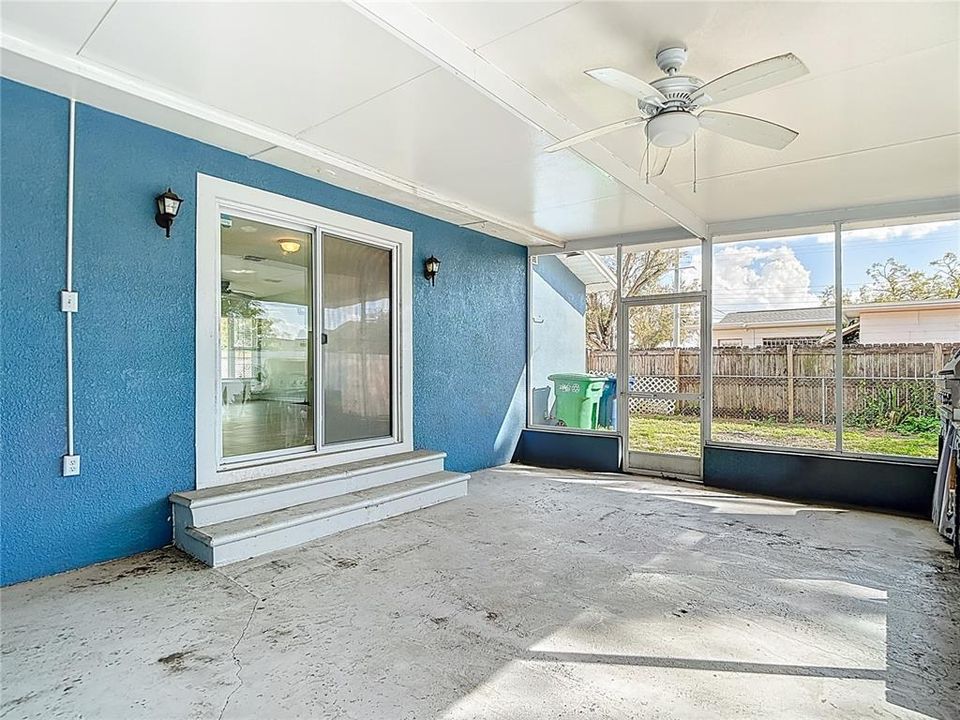 For Sale: $540,000 (4 beds, 2 baths, 2052 Square Feet)