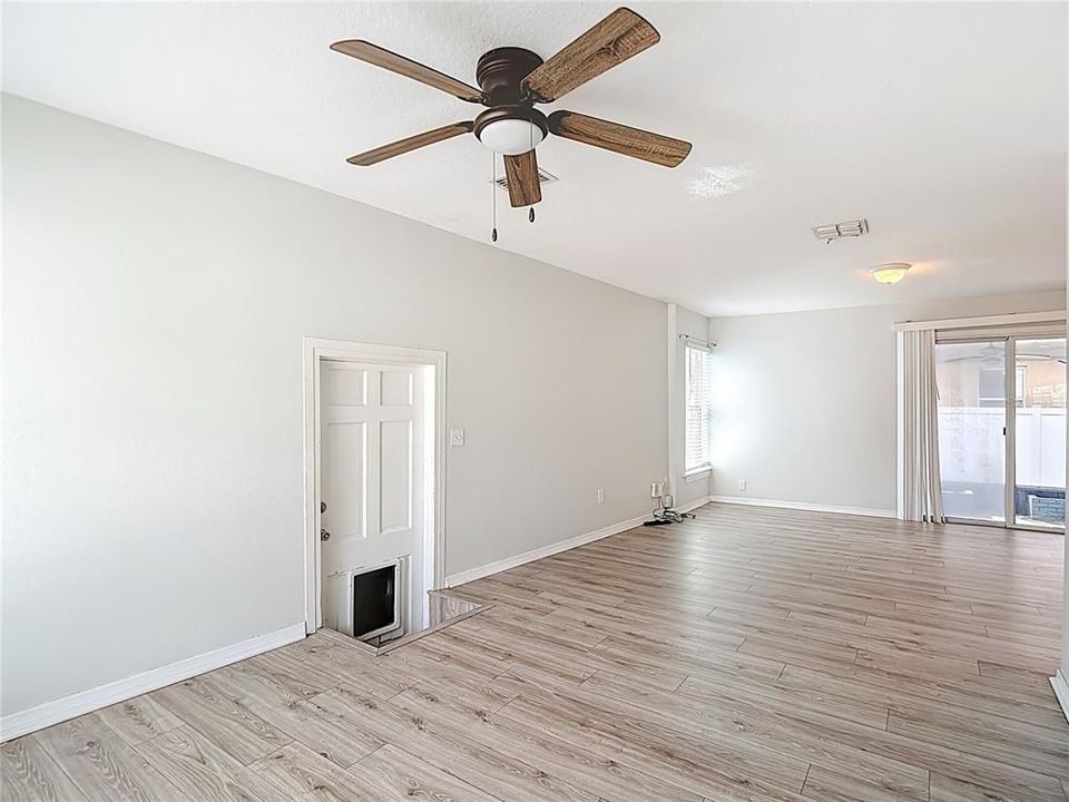 For Sale: $540,000 (4 beds, 2 baths, 2052 Square Feet)