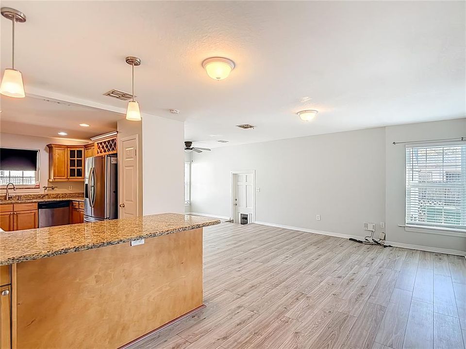 For Sale: $540,000 (4 beds, 2 baths, 2052 Square Feet)