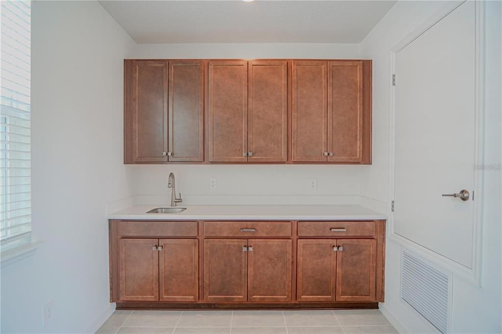 В аренду: $3,900 (4 спален, 4 ванн, 2930 Квадратных фут)