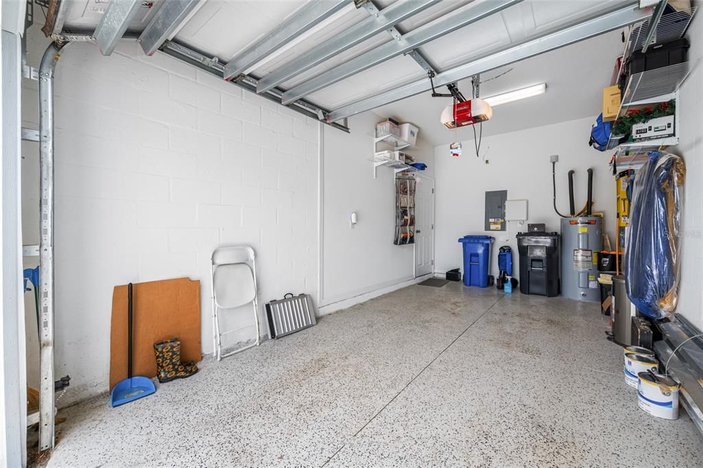 En Venta: $255,000 (3 camas, 2 baños, 1400 Pies cuadrados)