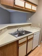 For Rent: $1,200 (1 beds, 1 baths, 662 Square Feet)