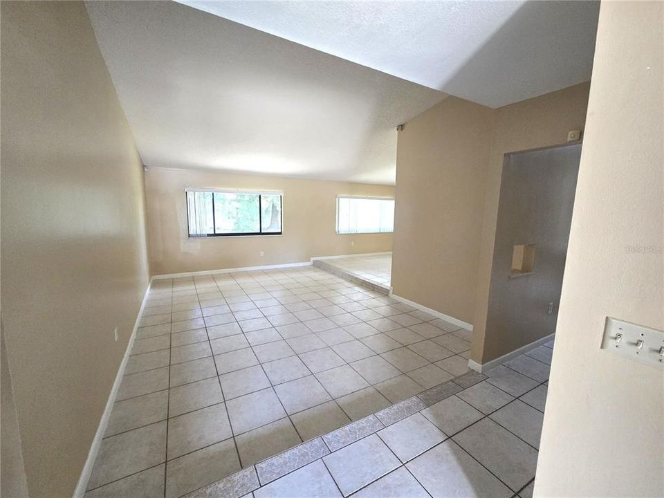 En Venta: $455,000 (3 camas, 2 baños, 1845 Pies cuadrados)