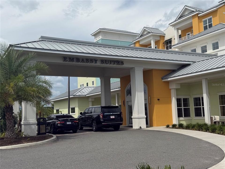For Sale: $510,000 (1 beds, 1 baths, 960 Square Feet)