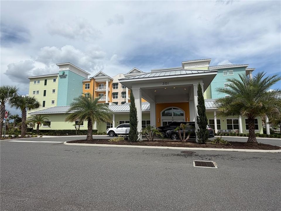 For Sale: $510,000 (1 beds, 1 baths, 960 Square Feet)