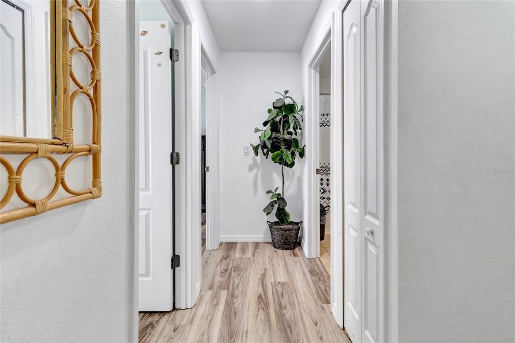 En Venta: $300,000 (3 camas, 2 baños, 1656 Pies cuadrados)