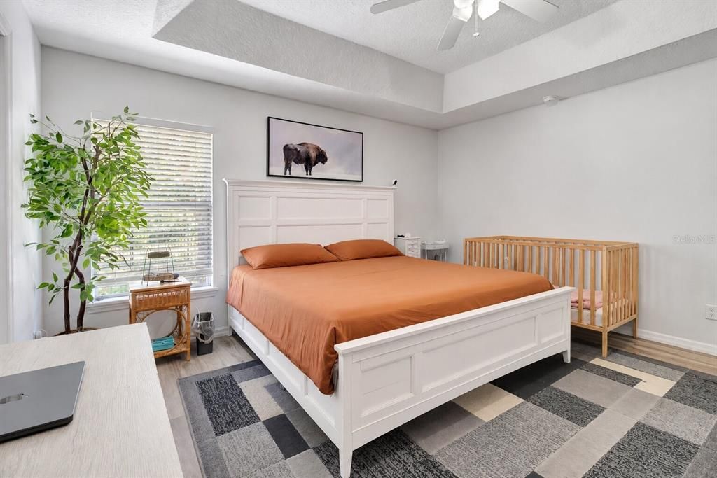 En Venta: $300,000 (3 camas, 2 baños, 1656 Pies cuadrados)