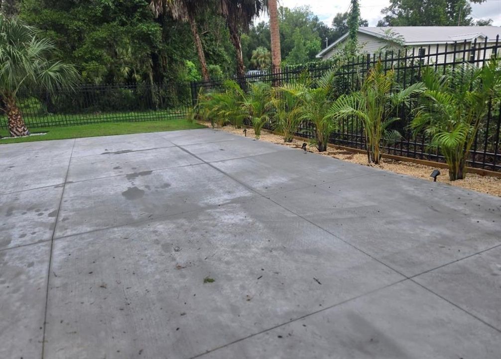 En Venta: $299,000 (5 camas, 2 baños, 1320 Pies cuadrados)