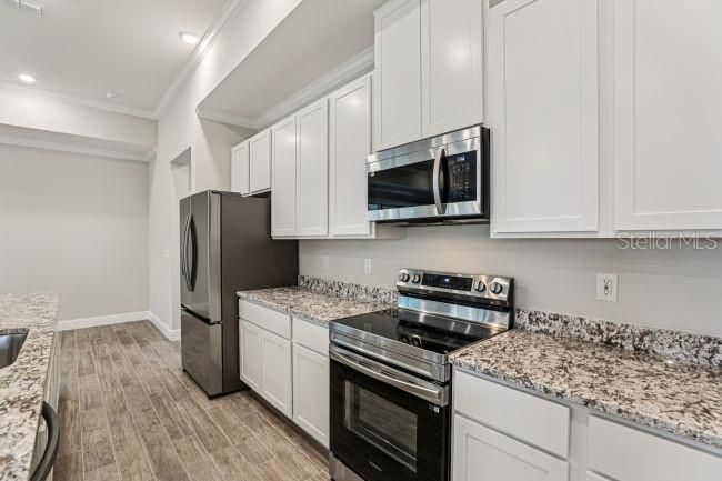 На продажу: $499,900 (4 спален, 3 ванн, 2471 Квадратных фут)