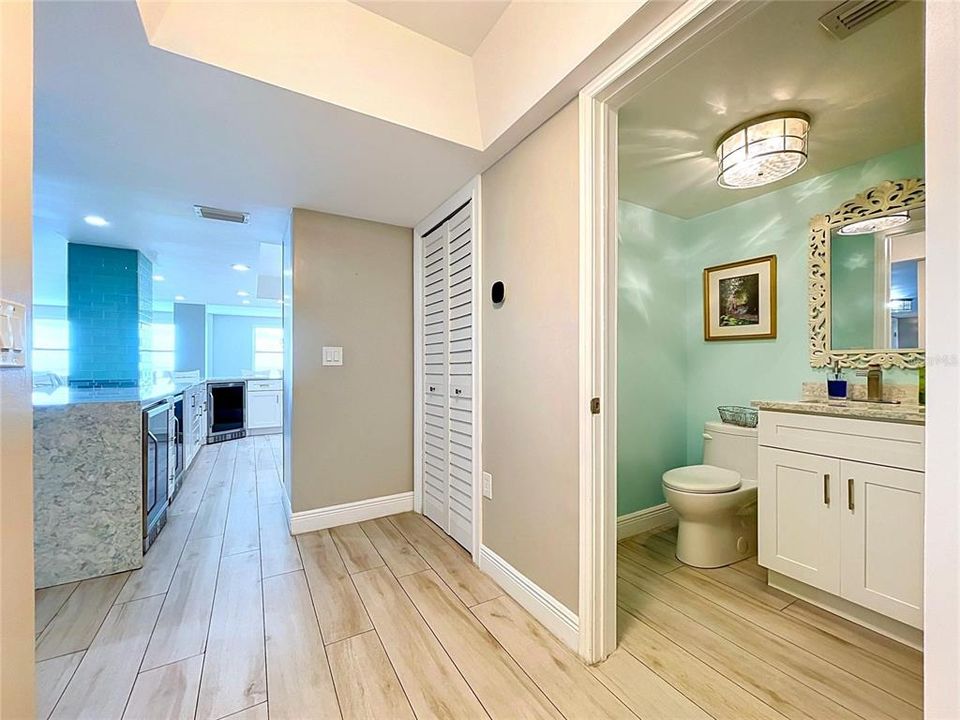 На продажу: $549,900 (3 спален, 2 ванн, 2220 Квадратных фут)