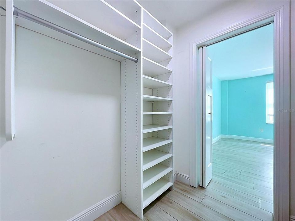 На продажу: $549,900 (3 спален, 2 ванн, 2220 Квадратных фут)