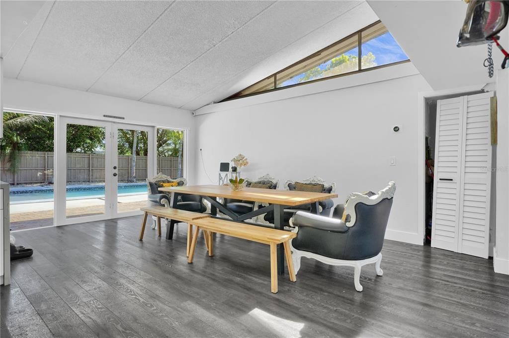 For Sale: $835,000 (4 beds, 2 baths, 2014 Square Feet)