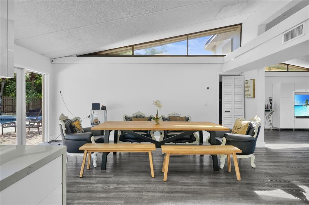 For Sale: $835,000 (4 beds, 2 baths, 2014 Square Feet)