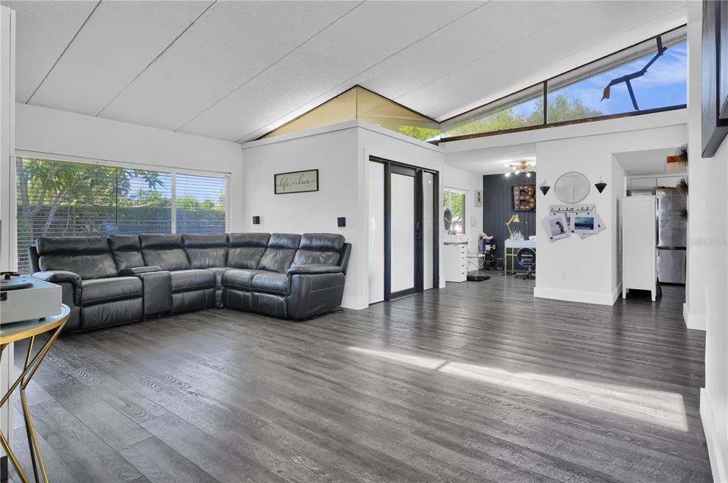 For Sale: $835,000 (4 beds, 2 baths, 2014 Square Feet)