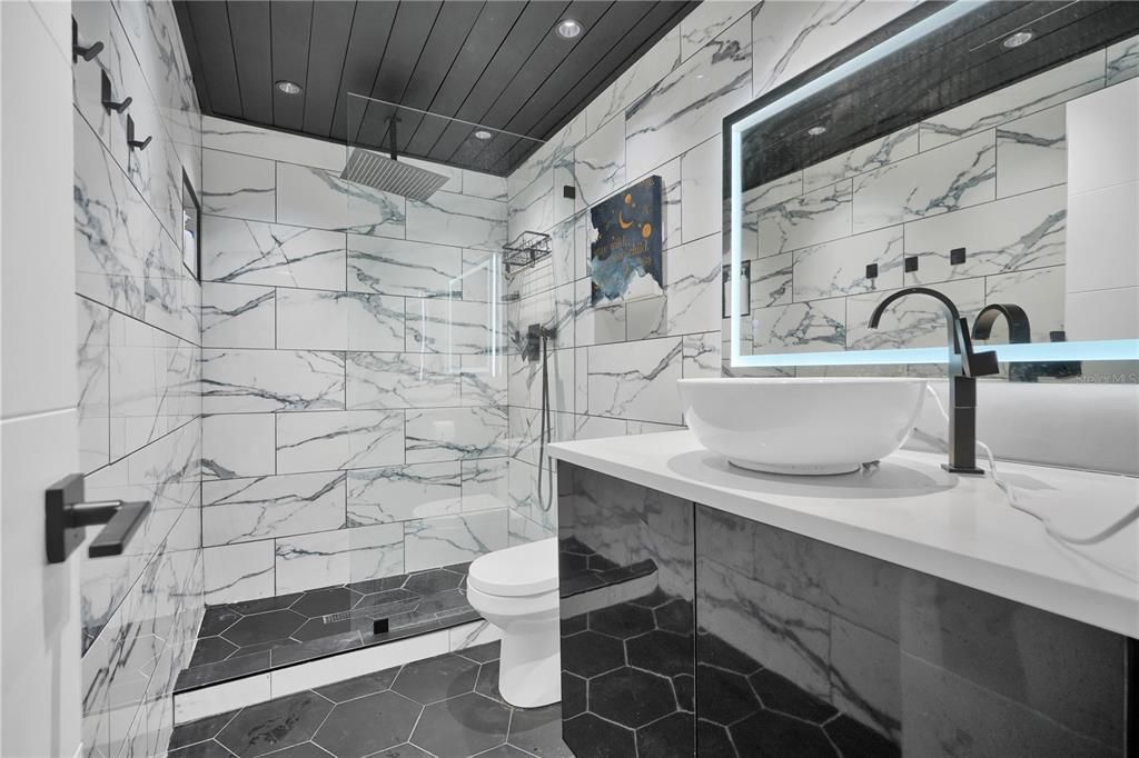 For Sale: $835,000 (4 beds, 2 baths, 2014 Square Feet)