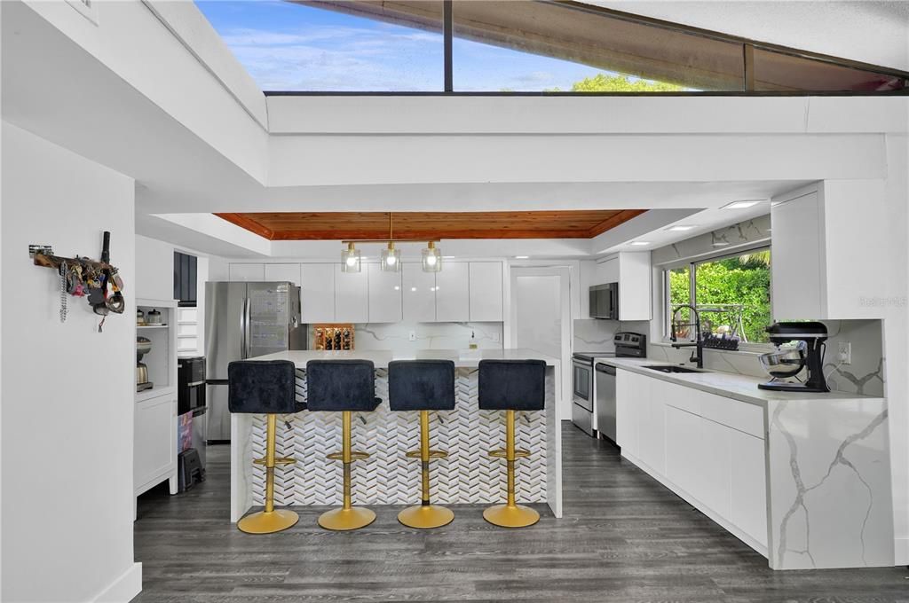 For Sale: $835,000 (4 beds, 2 baths, 2014 Square Feet)