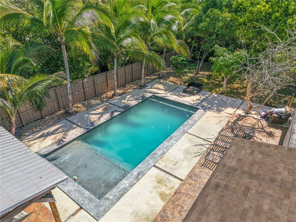 For Sale: $835,000 (4 beds, 2 baths, 2014 Square Feet)