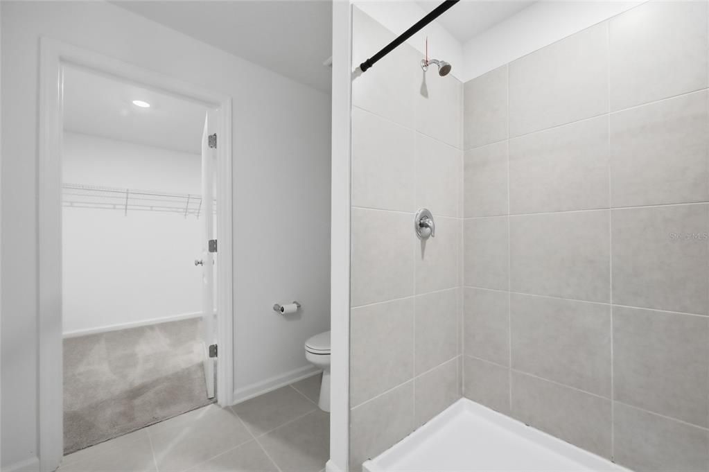 En Venta: $365,000 (4 camas, 2 baños, 1824 Pies cuadrados)