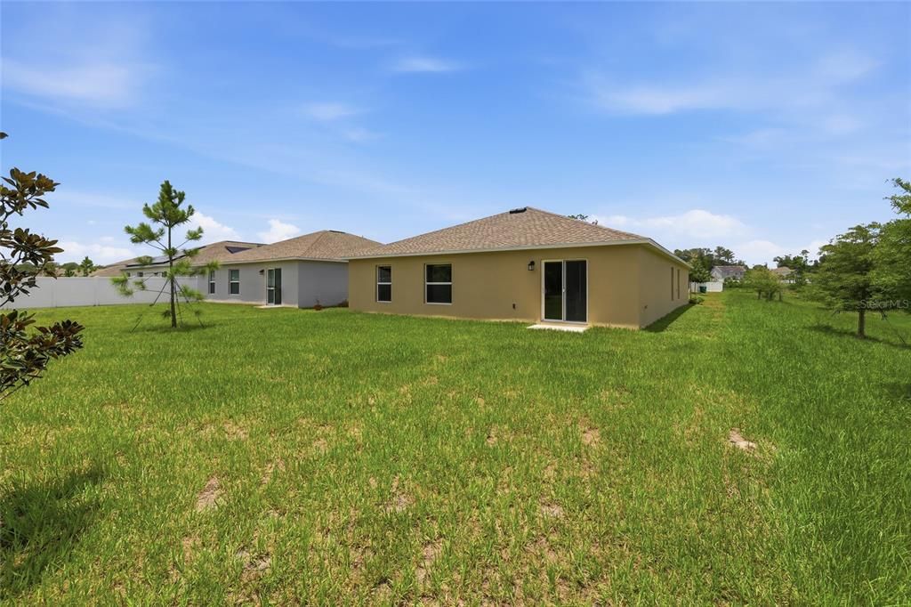 En Venta: $365,000 (4 camas, 2 baños, 1824 Pies cuadrados)