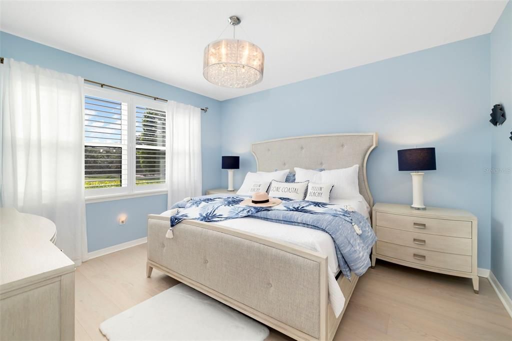 For Sale: $475,000 (2 beds, 2 baths, 1528 Square Feet)