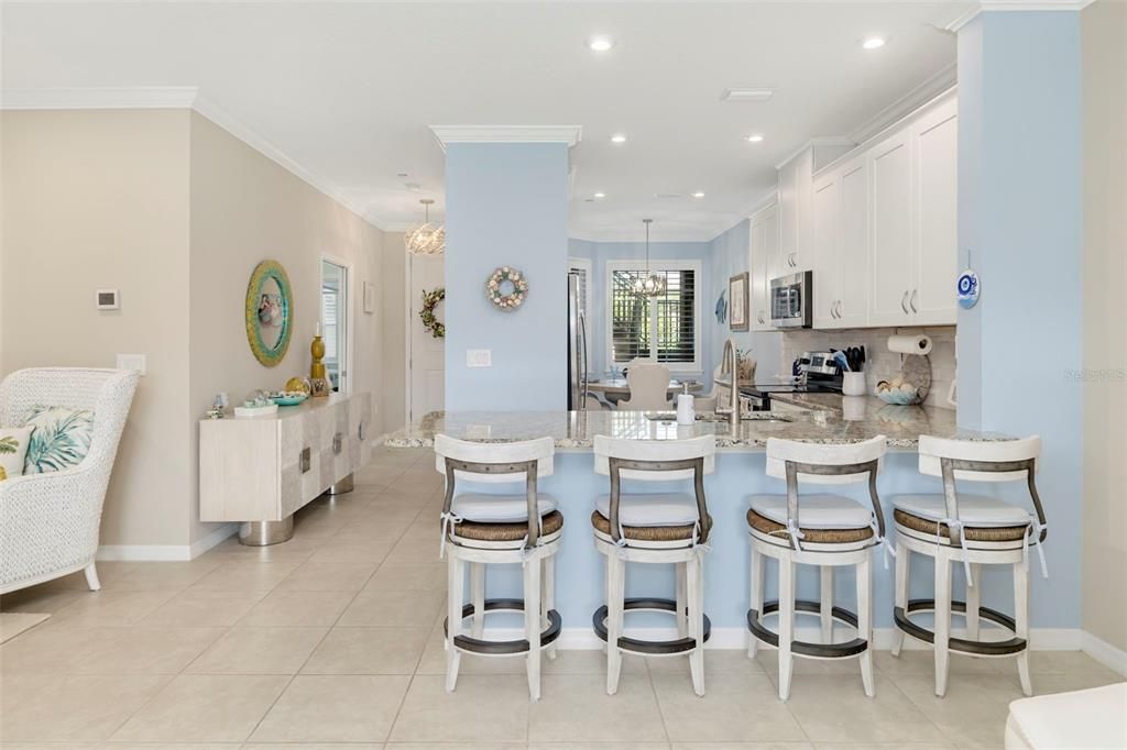 For Sale: $475,000 (2 beds, 2 baths, 1528 Square Feet)