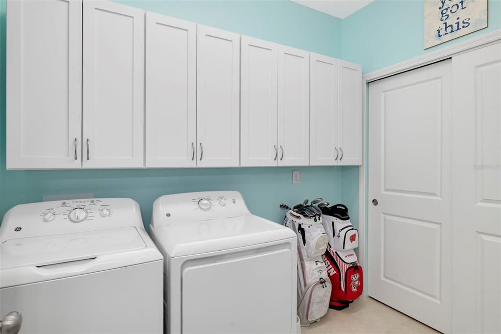 For Sale: $475,000 (2 beds, 2 baths, 1528 Square Feet)