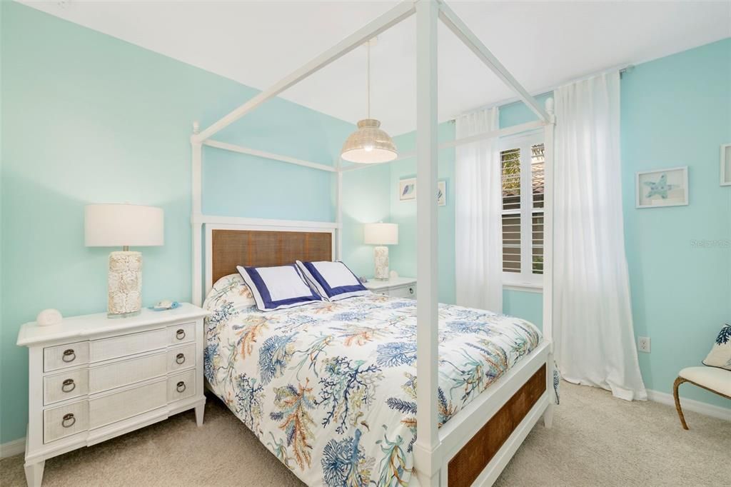 For Sale: $475,000 (2 beds, 2 baths, 1528 Square Feet)