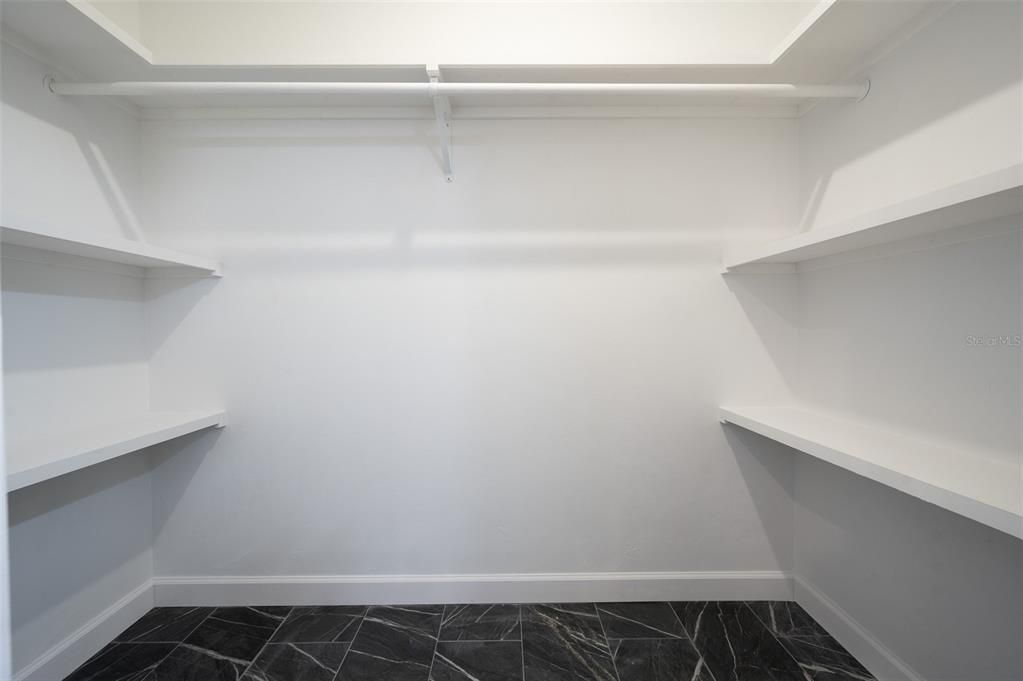 En Venta: $289,900 (3 camas, 2 baños, 1241 Pies cuadrados)