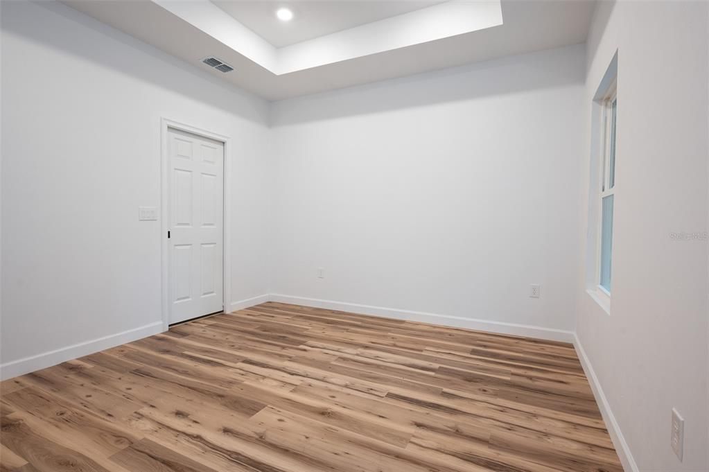 En Venta: $289,900 (3 camas, 2 baños, 1241 Pies cuadrados)