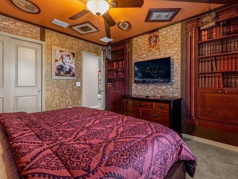 На продажу: $750,000 (7 спален, 5 ванн, 3282 Квадратных фут)