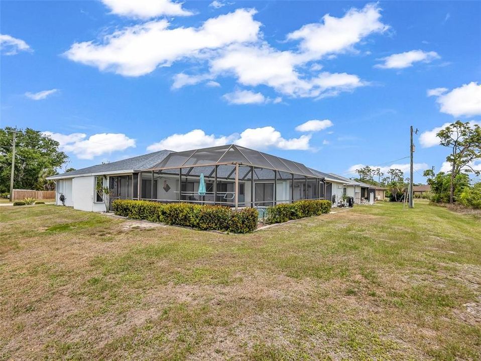 For Sale: $399,000 (3 beds, 2 baths, 2137 Square Feet)