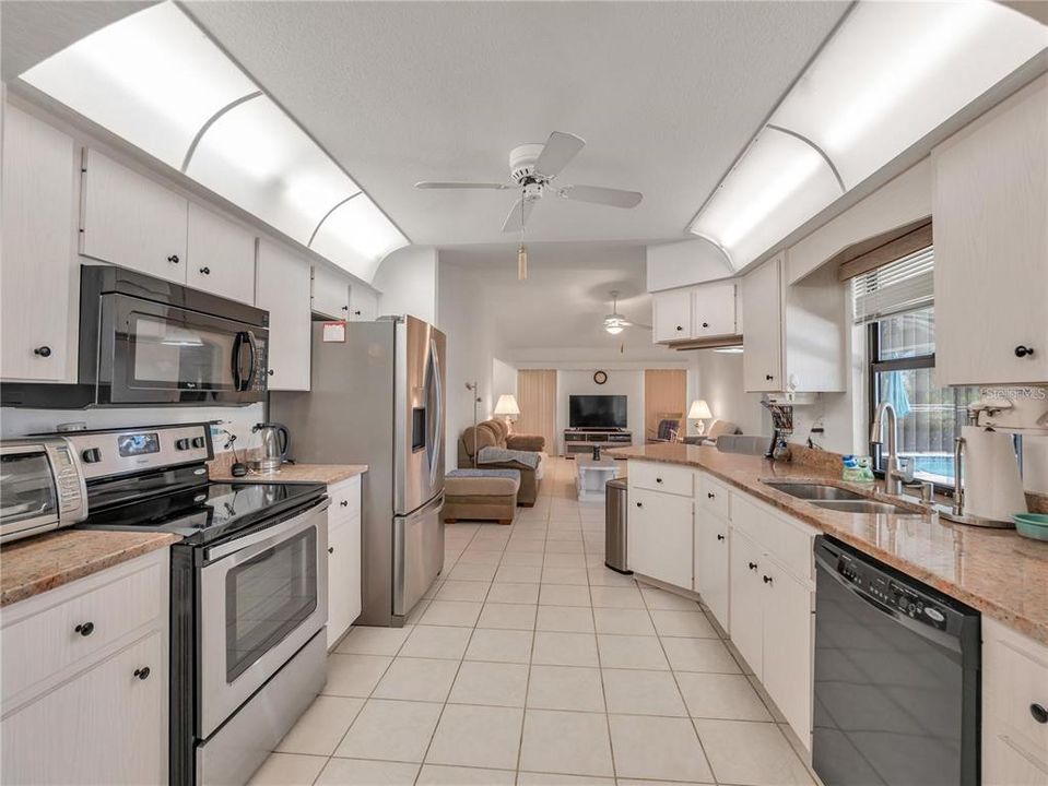 For Sale: $399,000 (3 beds, 2 baths, 2137 Square Feet)
