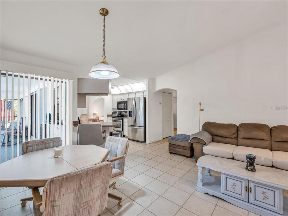 For Sale: $399,000 (3 beds, 2 baths, 2137 Square Feet)