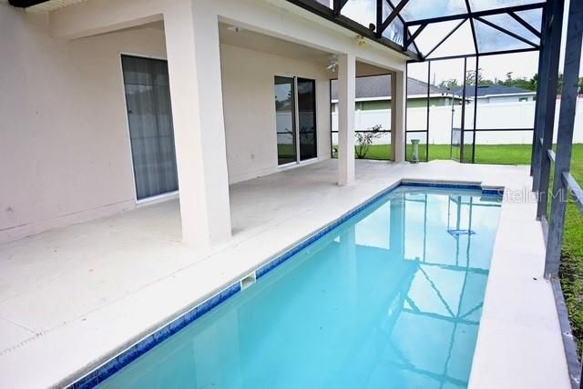 На продажу: $369,900 (5 спален, 3 ванн, 2530 Квадратных фут)