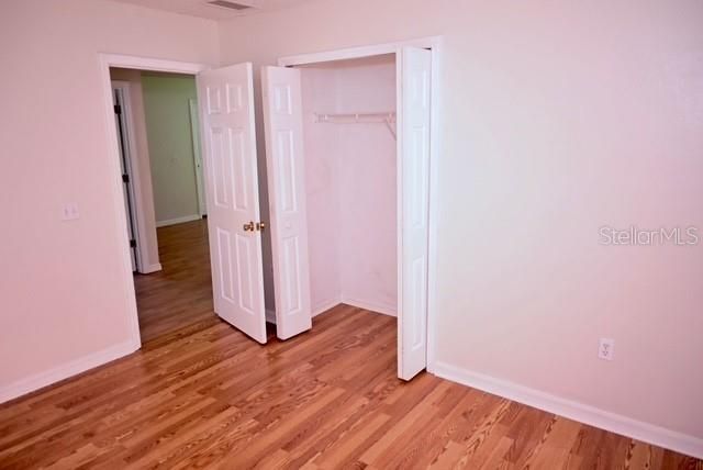 На продажу: $369,900 (5 спален, 3 ванн, 2530 Квадратных фут)