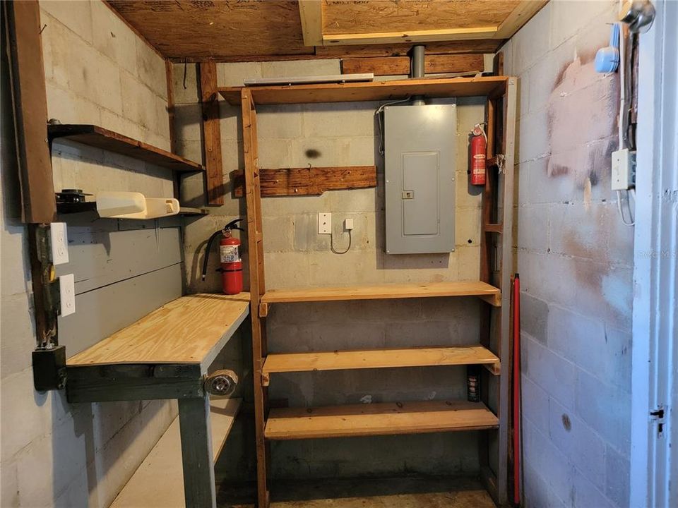 For Sale: $525,000 (6 beds, 0 baths, 2529 Square Feet)