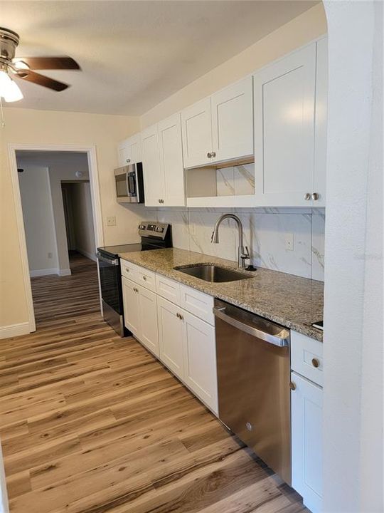For Sale: $525,000 (6 beds, 0 baths, 2529 Square Feet)
