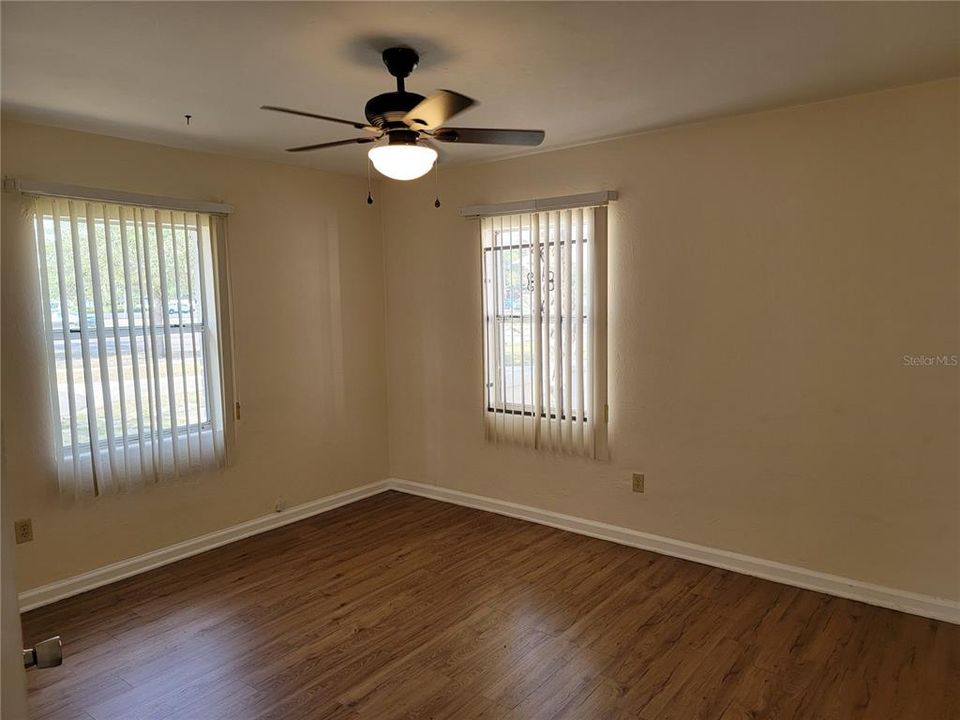 For Sale: $525,000 (6 beds, 0 baths, 2529 Square Feet)