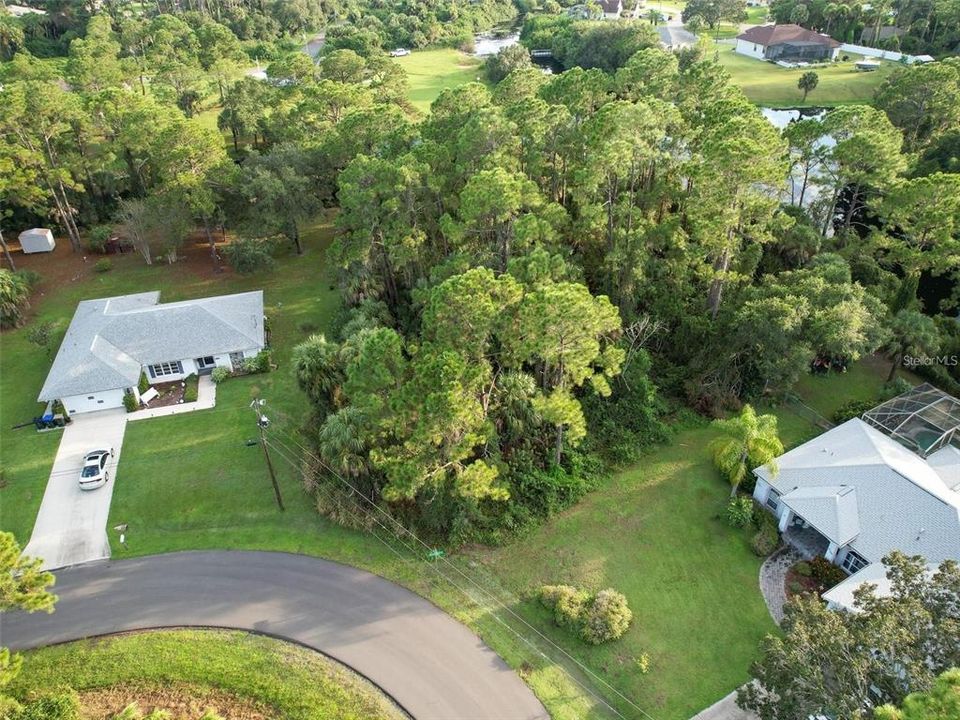En Venta: $65,000 (0.56 acres)