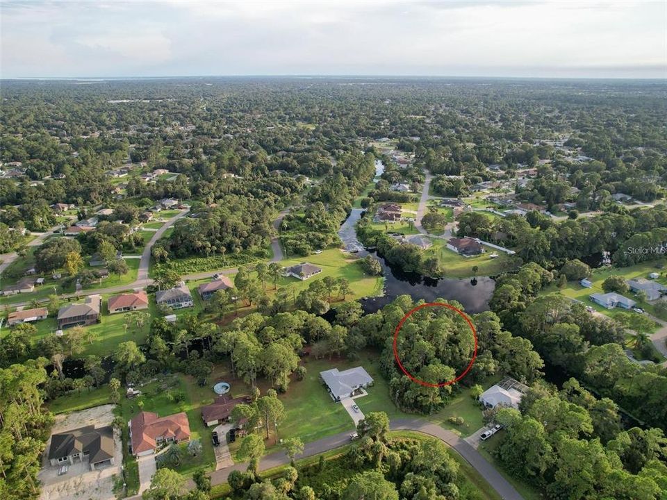 En Venta: $65,000 (0.56 acres)