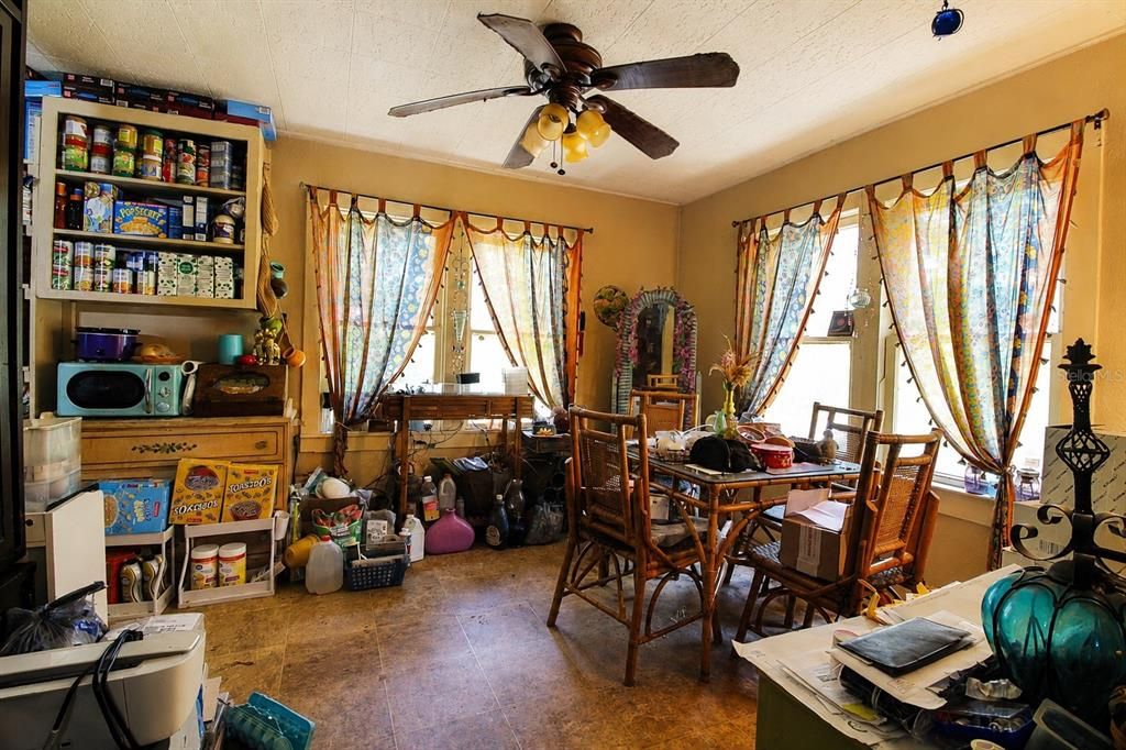 En Venta: $150,000 (2 camas, 1 baños, 768 Pies cuadrados)