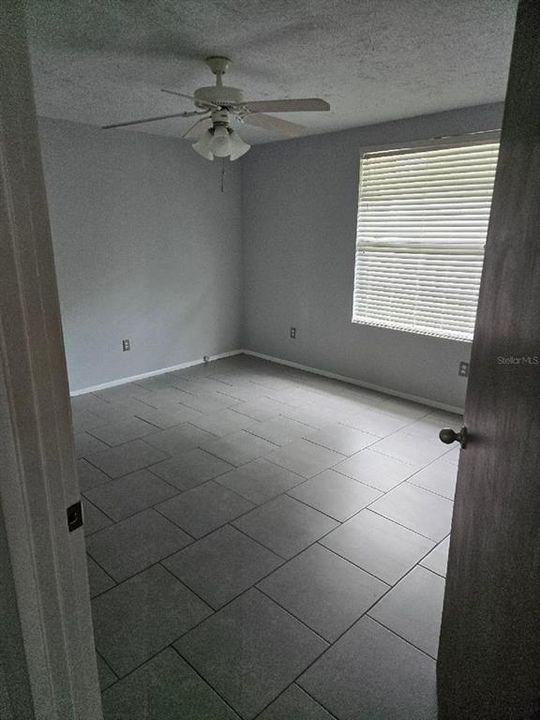 For Rent: $1,900 (2 beds, 1 baths, 805 Square Feet)
