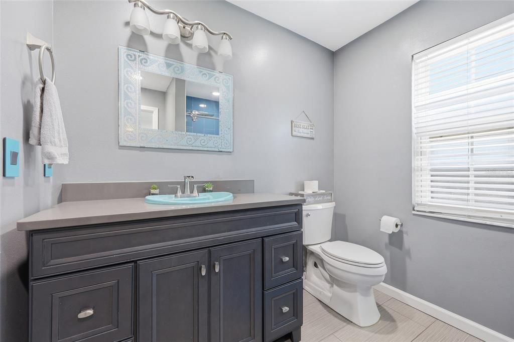 For Sale: $410,000 (2 beds, 2 baths, 1152 Square Feet)