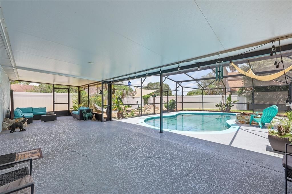 For Sale: $410,000 (2 beds, 2 baths, 1152 Square Feet)